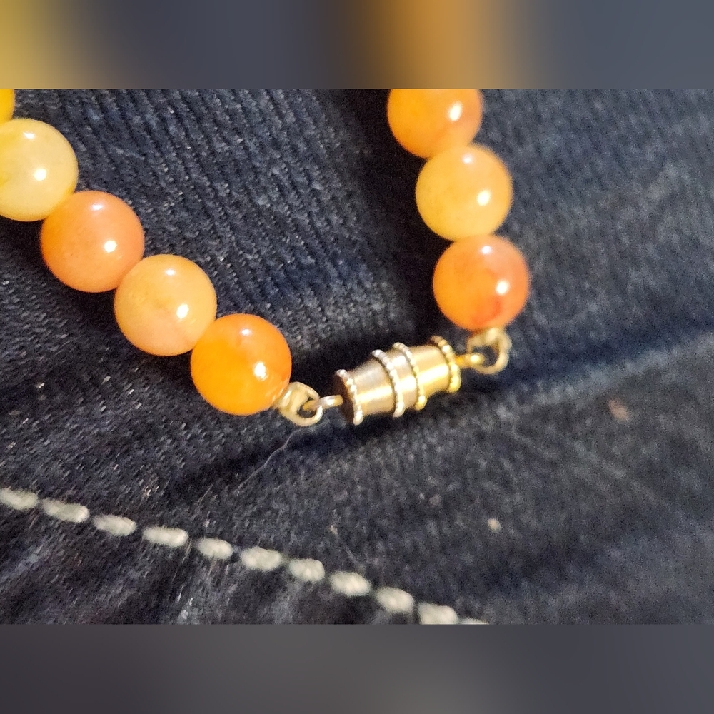 Chic Gradient Beaded Necklace - image 5